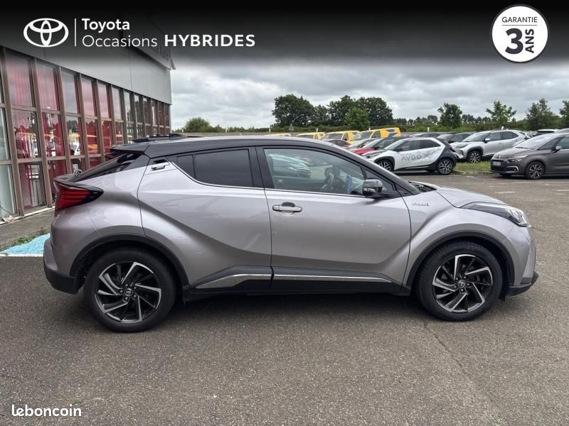 Toyota C-HR 184h Graphic 2WD E-CVT MC19 (image 17)