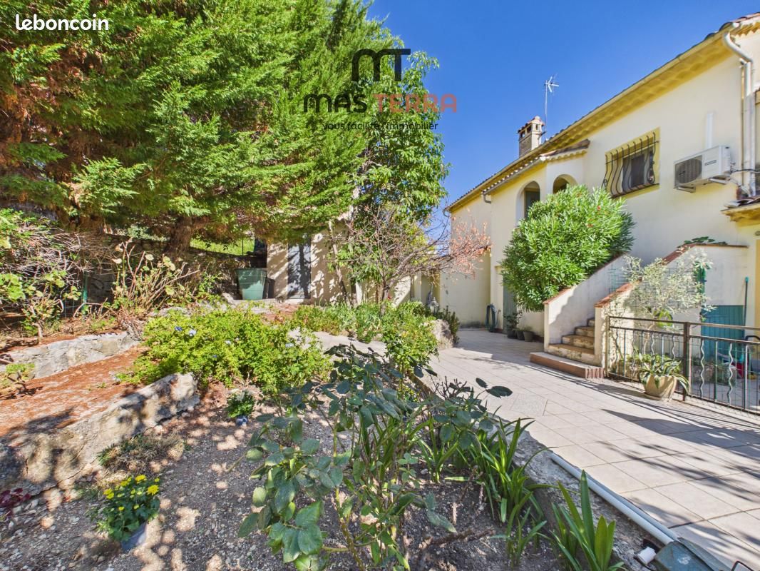 Appartement 3 pièces 68 m² · à Grasse · 68 m² · 296 000 €