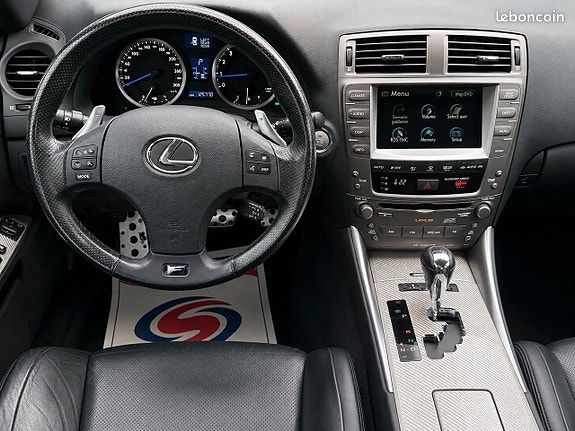 Lexus IS 5.0 V8 423 ch / Mark Levinson Caméra Sièges ventilés et chauffants Carbone (image 14)