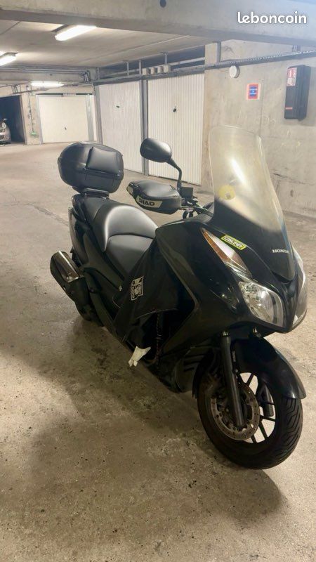 Honda Forza 300 ABS – 2013 – 66 000 km – 1 600 (image 2)
