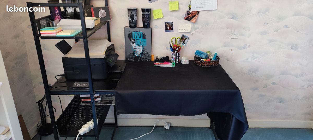 Bureau (image 1)