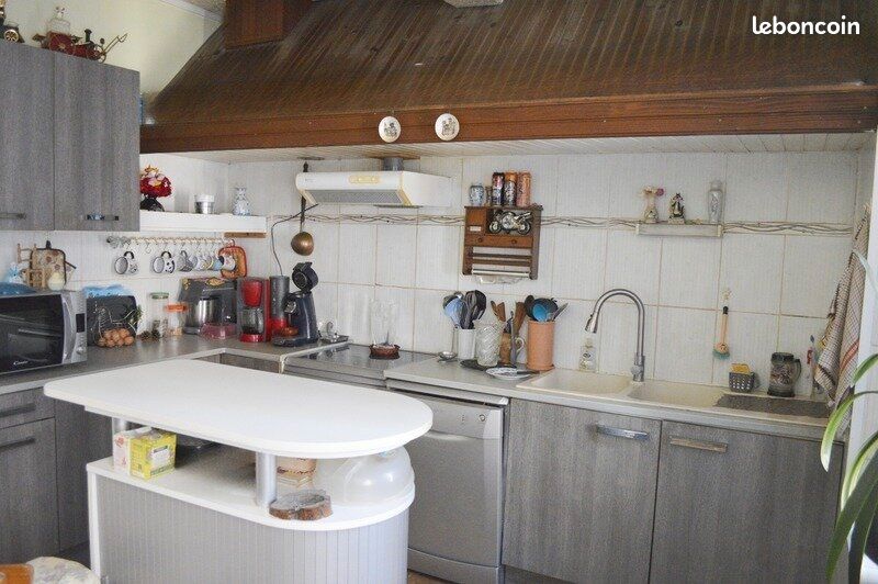 Maison 3 pièces 90 m² · à Courgenay · 90 m² · 40 000 €