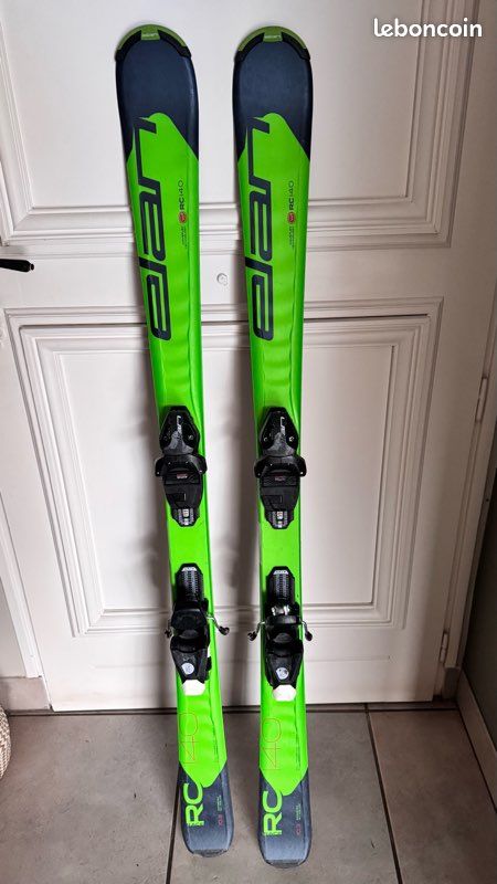 skis enfant/junior ELAN CHAMP Black/grey/red + Elan 4.5
