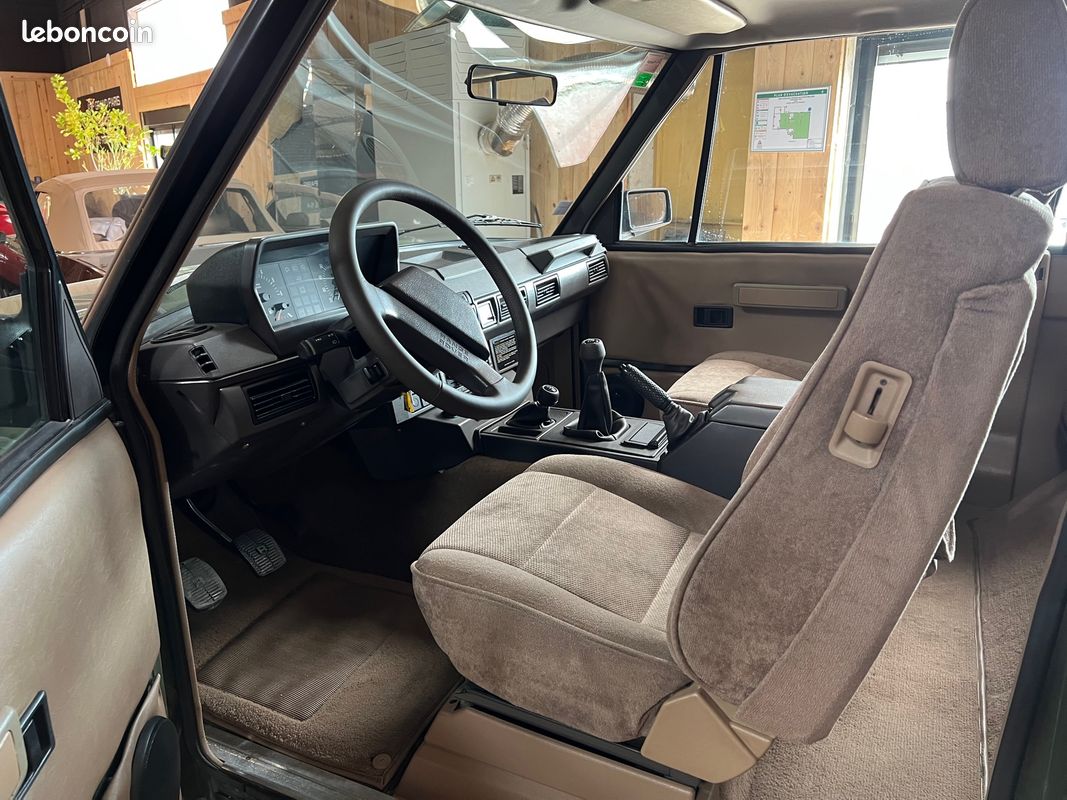 Range Rover Classic 2 Portes V8 3.9 climatisation 5 places d'origine (image 5)