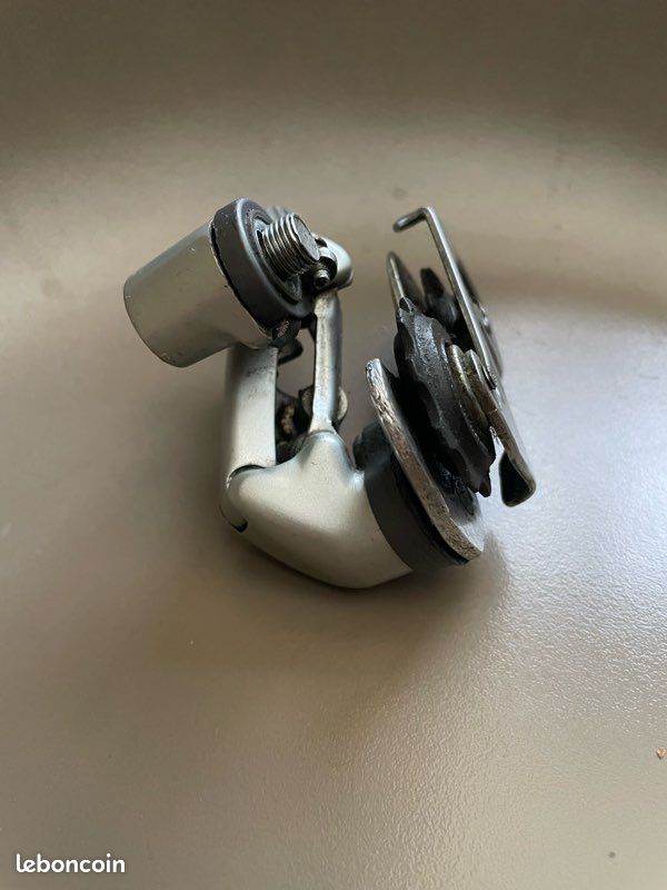 Derailleur arrière SHIMANO 105 vélo vintage