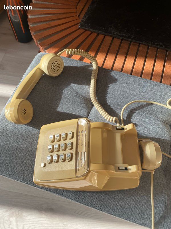 Téléphone ancien a touche (image 3)