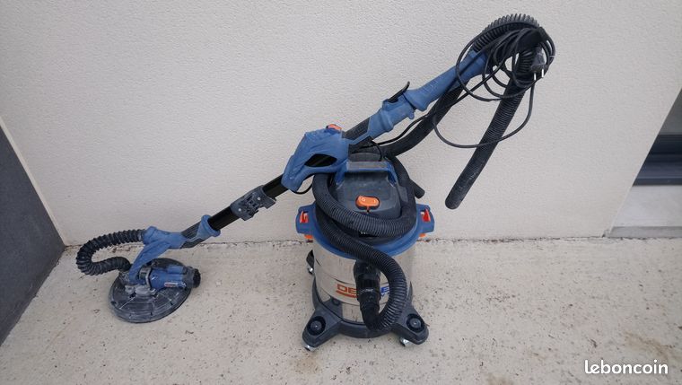 Ponceuse girafe ou a bande et aspirateur et disques en location