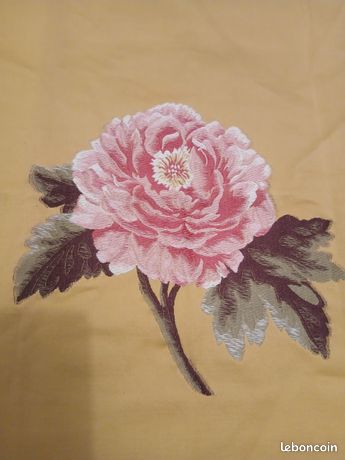 Coupon Tissu Vintage Fleuri Rose – Ancien Pilou Satiné 36x75 Cm