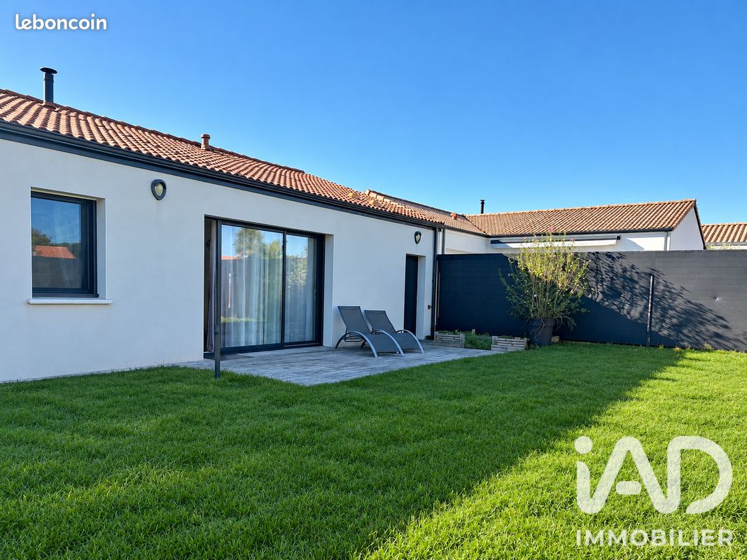 Maison 4 pièces 87 m² · à Sainte-Flaive-des-Loups · 87 m² · 255 000 €