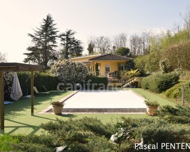 Maison 960 000 € - 263 m²