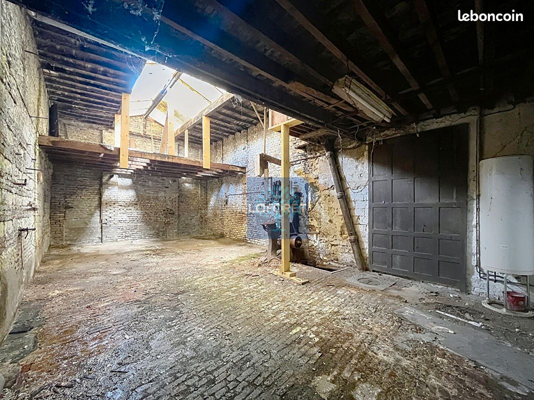 Maison 4 pièces 144 m² · à Lille · 144 m² · 140 000 €