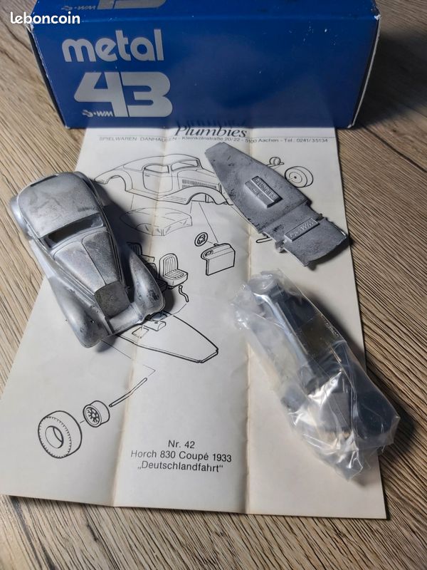 Ancienne Horch 830 De 1934 - Limousine 3 Litres V8 - Miniature 1/43 En Métal Blanc à Peindre (M43)