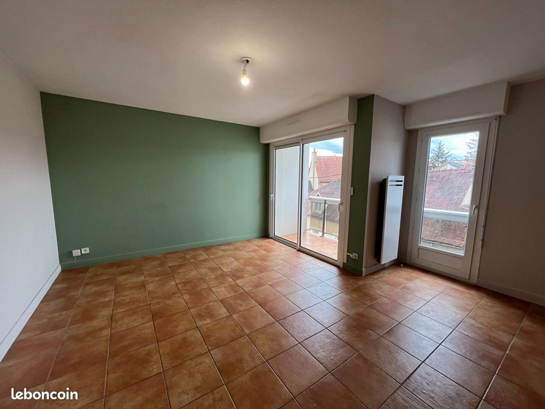 Appartement 3 pièces 62 m² · à Moulins · 62 m² · 700 €/mois