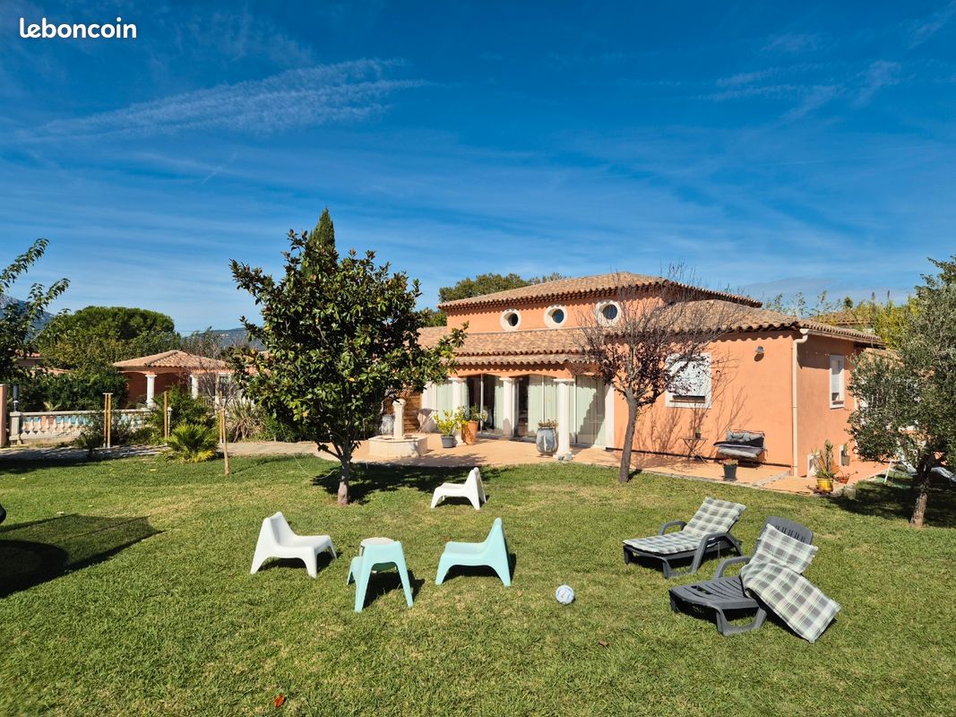 Villa luxueuse avec piscine privée 4chambres (image 20)