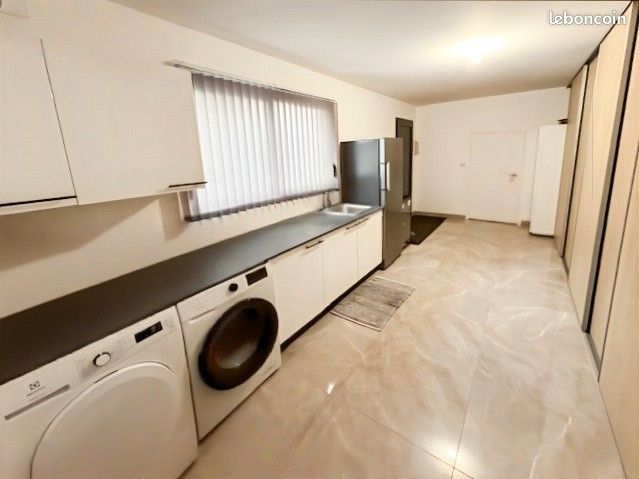 Maison 5 pièces 246 m² (image 7)