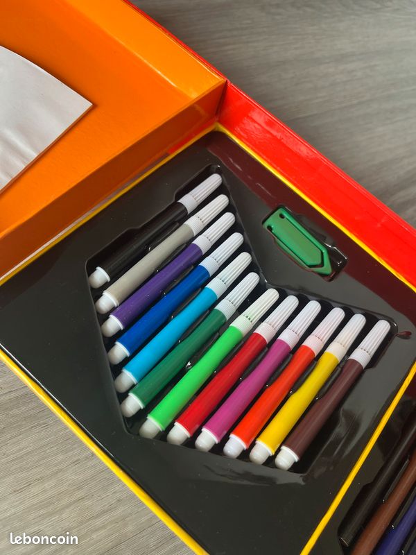 Lot, crayon de couleur et crayon feutre (image 2)