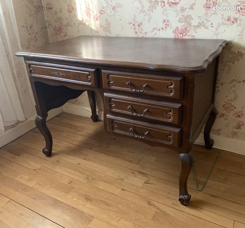 Bureau de style Louis XV en chêne (image 2)