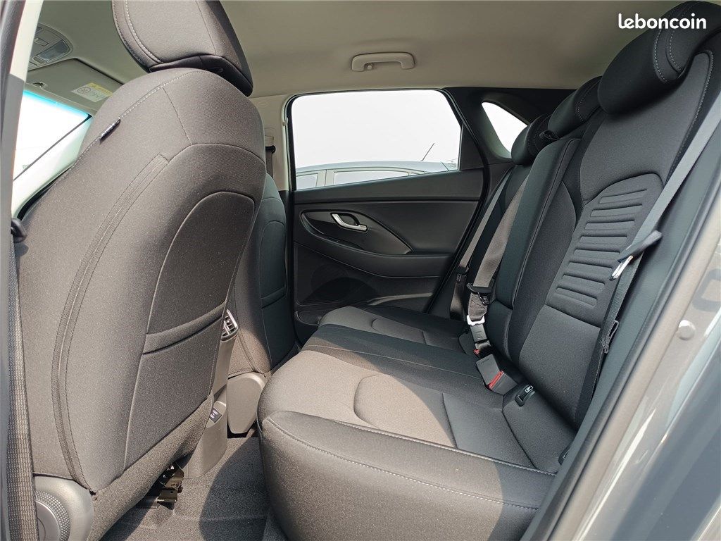 Hyundai i30 III 1.0 T-GDI 100 DCT-7 Creative (image 9)
