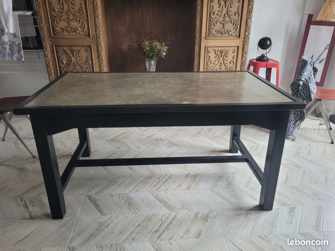 Table style industriel (image 3)