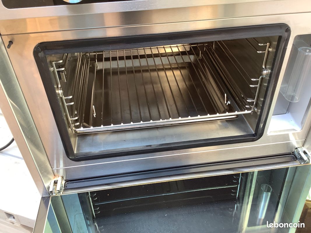 11008520 Plat en inox perforé pour four vapeur | Bosch Electroménager 11008520 Plat en inox perforé pour four vapeur | Bosch Electroménager