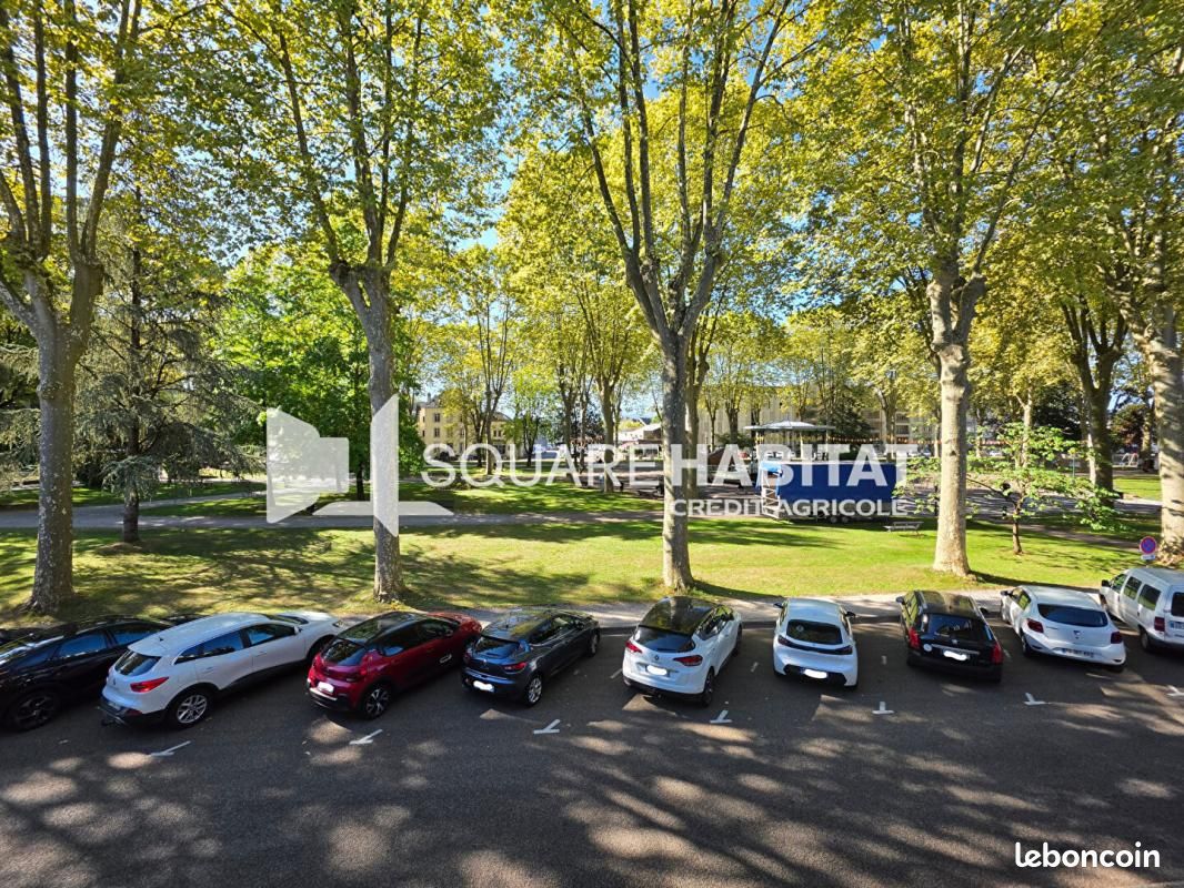 Appartement 3 pièces 75 m² · à Oloron-Sainte-Marie · 75 m² · 165 000 €