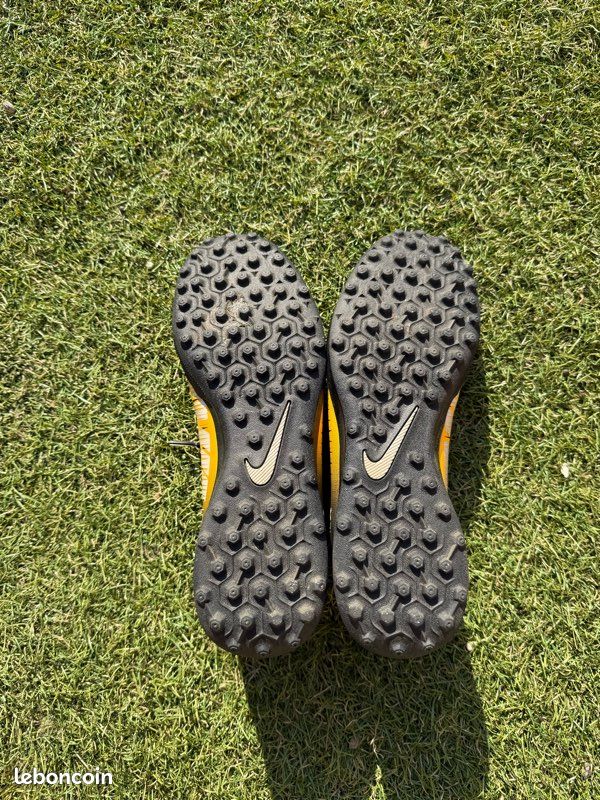Crampons stabilisés Nike mercurial 44 (image 4)