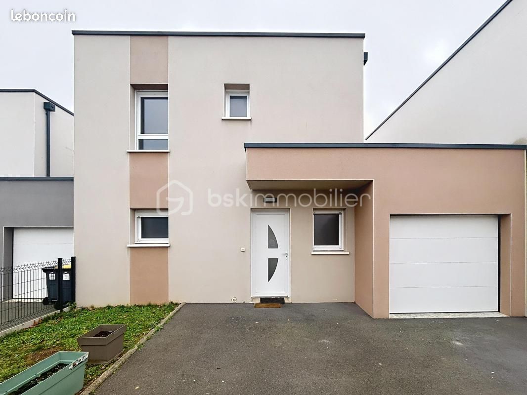 Maison 5 pièces 102 m² · à Soliers · 102 m² · 290 000 €