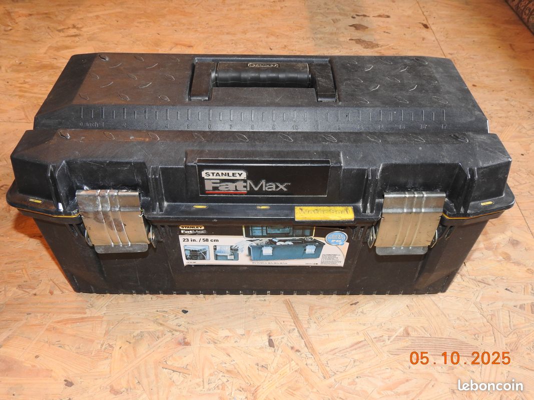 Caisse à outil étanche marque fatmax (image 1)