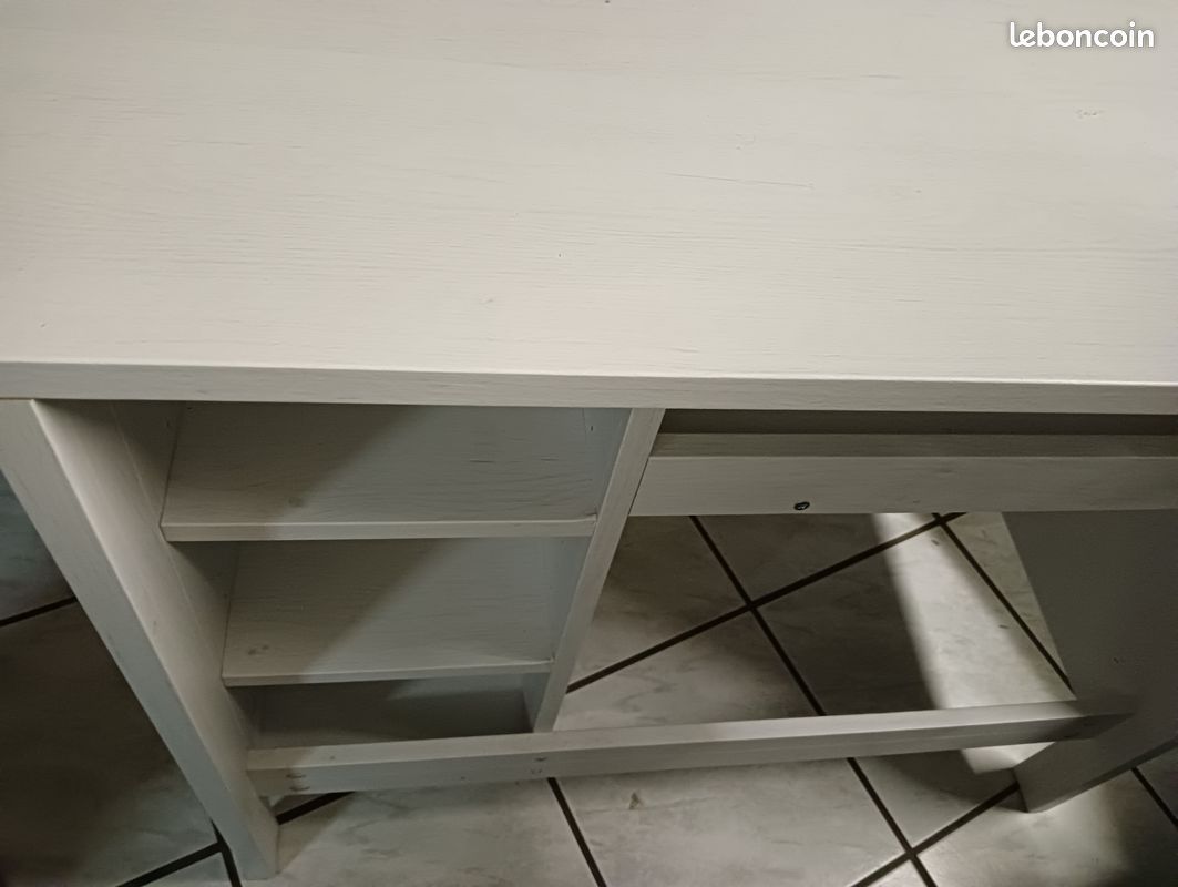 Bureau étudiant + chaise à roulettes (image 3)