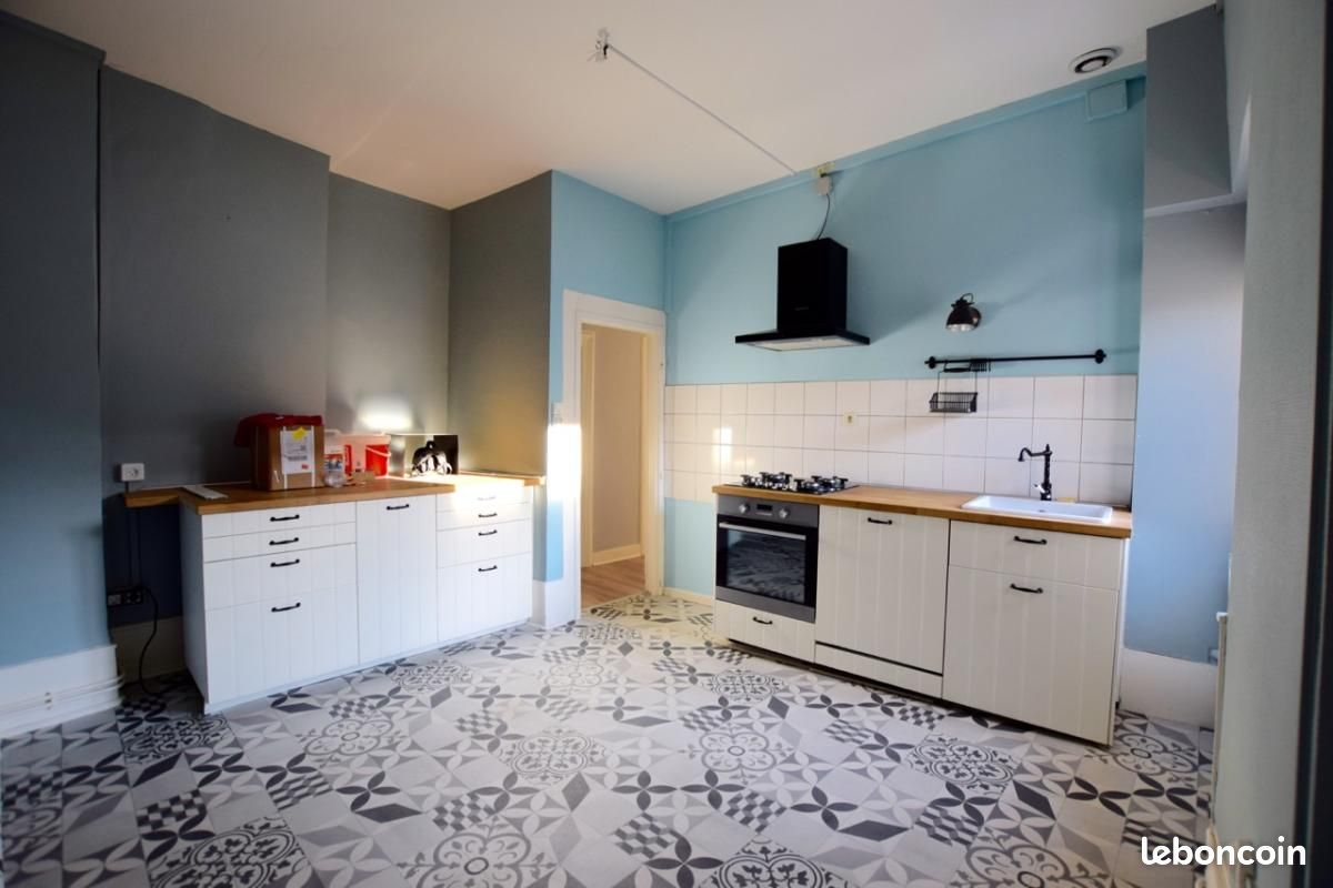 Appartement 3 pièces 79 m² · à Montbéliard · 79 m² · 480 €