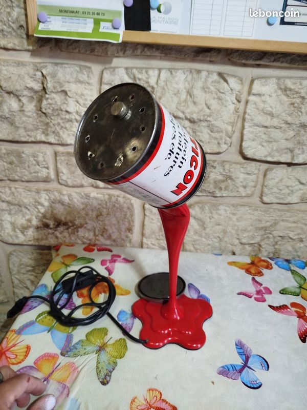 Lampe ( design ) curiosité pot de peinture renversé (image 7)