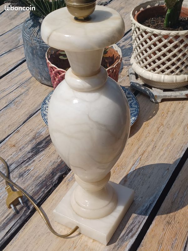 Pied de lampe marbre (image 3)