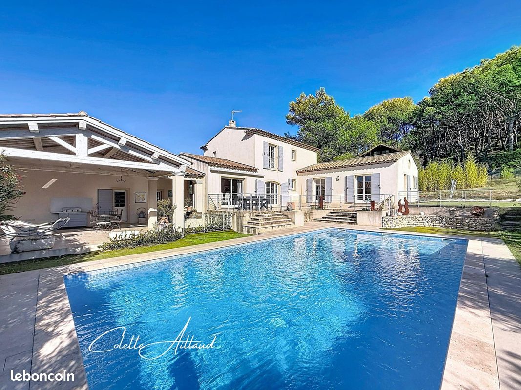 Maison 8 pièces 257 m² · à Cabriès · 257 m² · 1 195 000 €