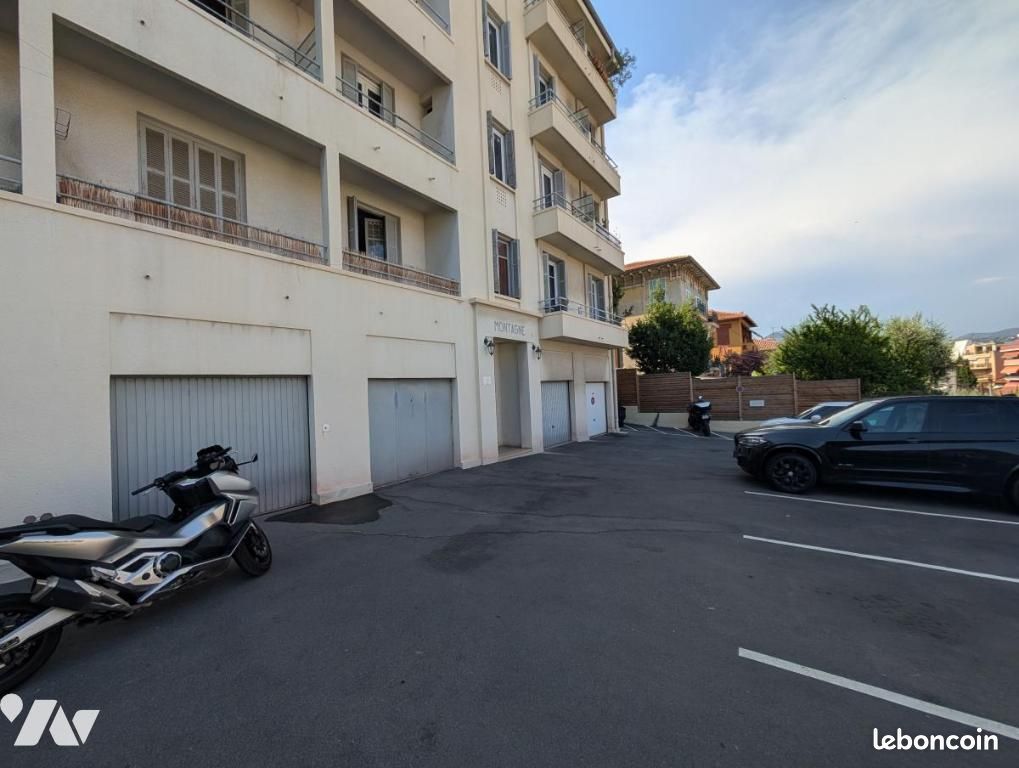 Garage NICE · 43 000 €