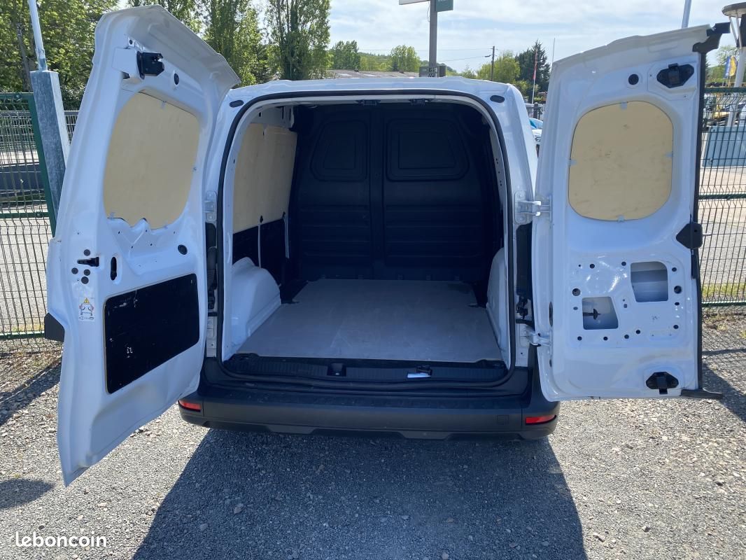 Renault Kangoo 3 VAN BLUE DCI 115 EDC GRAND CONFORT (image 12)