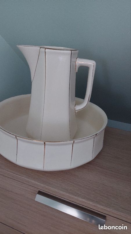 Service toilette ancien (image 1)