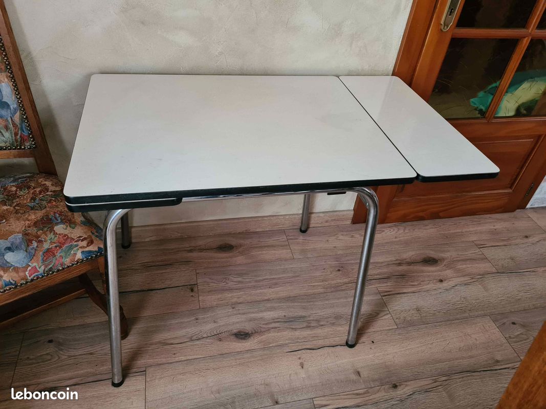 Table vintage années 60 (image 1)