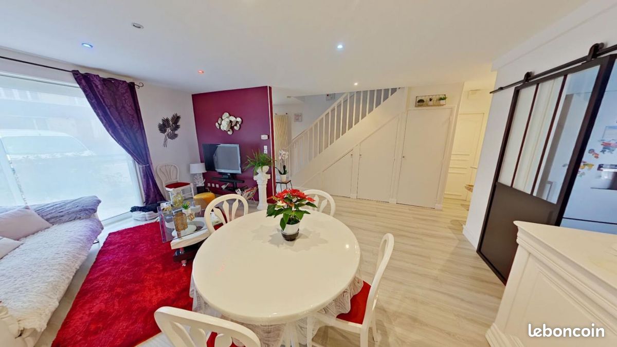 Pavillon 5 pièces 97 m² - Châtellerault 86100 (image principale 0)