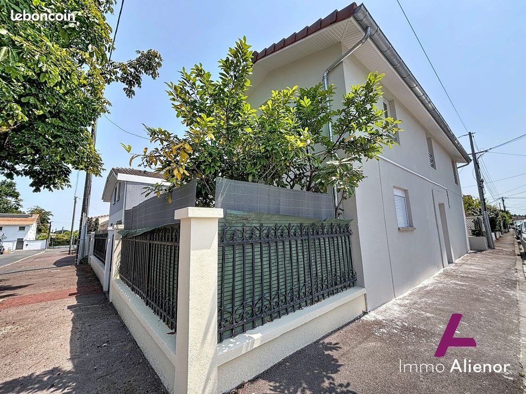 Maison 4 pièces 79 m² · à Mérignac · 79 m² · 326 000 €
