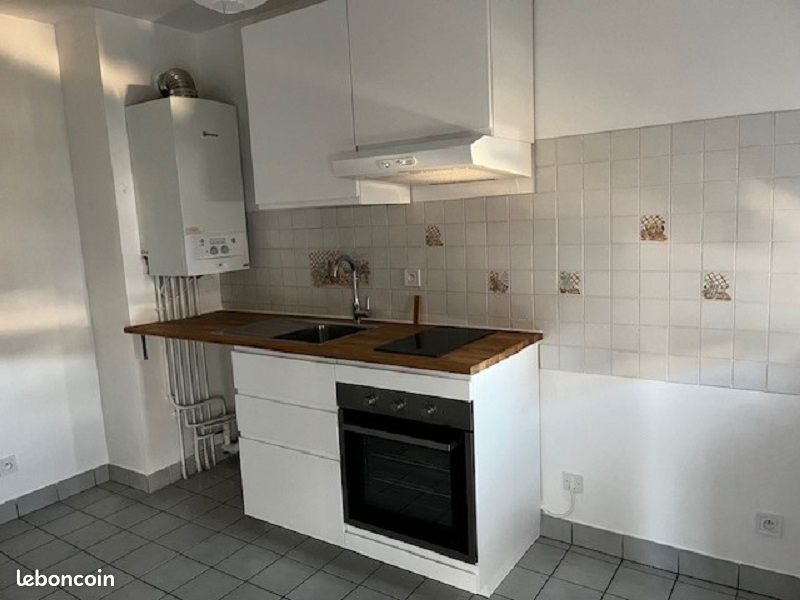 Appartement 3 pièces 65 m² · à Sens · 65 m² · 685 €