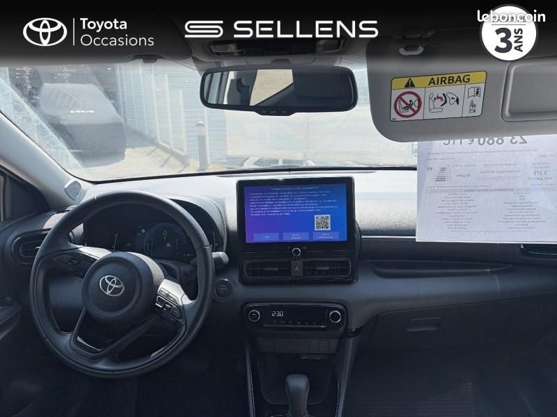 Toyota Yaris 116h Design 5p MY22 (image 8)