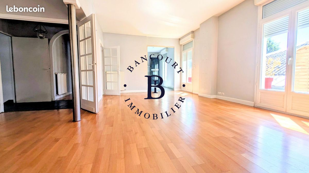 Appartement 6 pièces 178 m² · à Brive-la-Gaillarde · 178 m² · 362 250 €