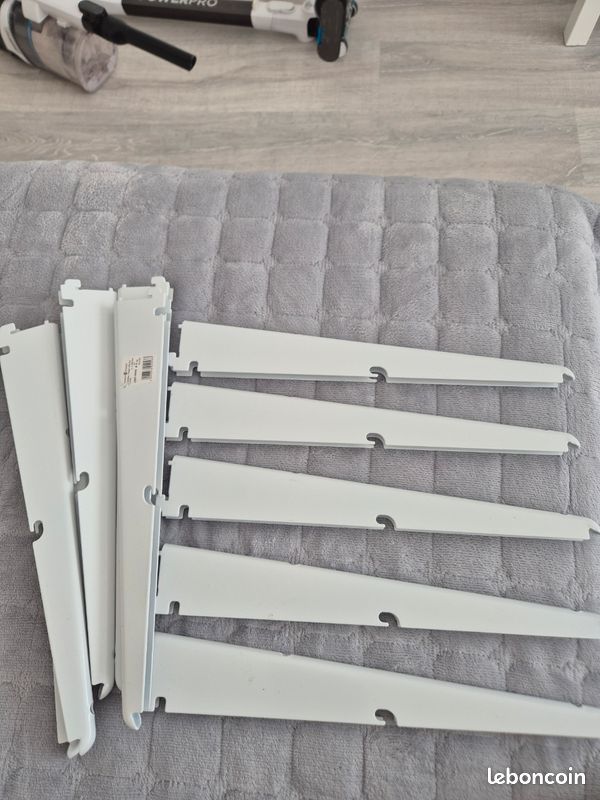 10 supports d’étagère Element System TWIN – 32 cm – blancs (image 1)