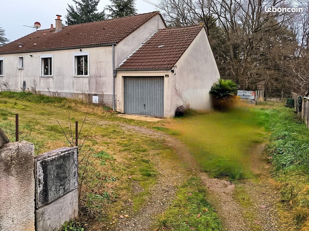 Maison 5 pièces 100 m² · à Villefranche-sur-Cher · 100 m² · 88 000 €