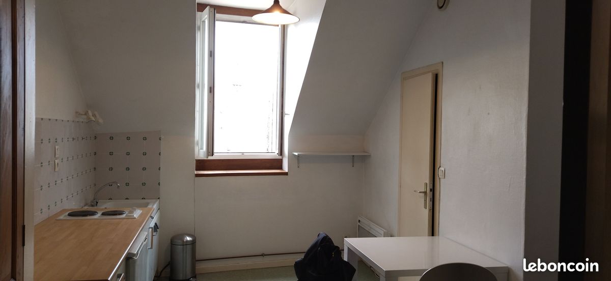 Appartement 1 pièce 16 m² · à Grenoble · 16 m² · 379 €