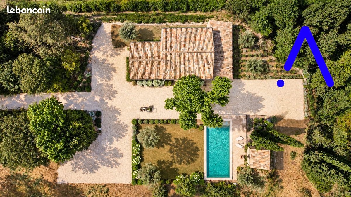 Maison 6 pièces 198 m² · à Eygalières · 198 m² · 1 799 000 €