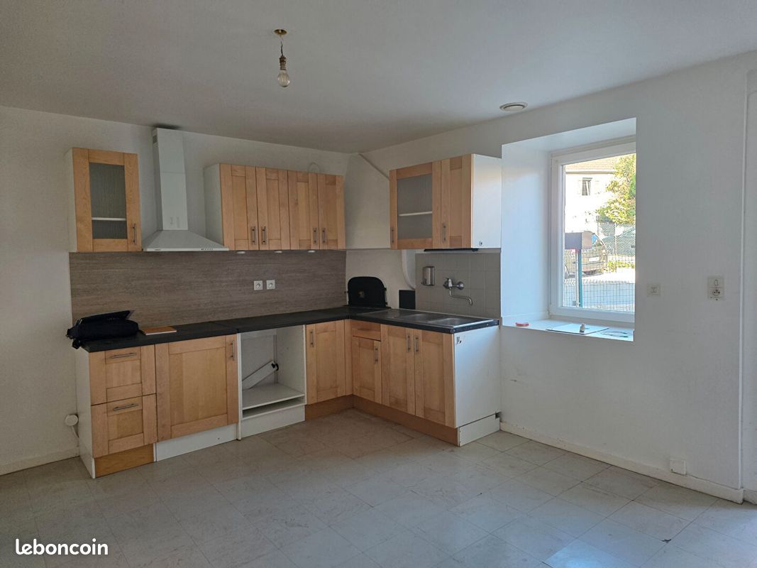 Appartement 3 pièces 55 m² · à Saint-Vit · 55 m² · 610 €/mois