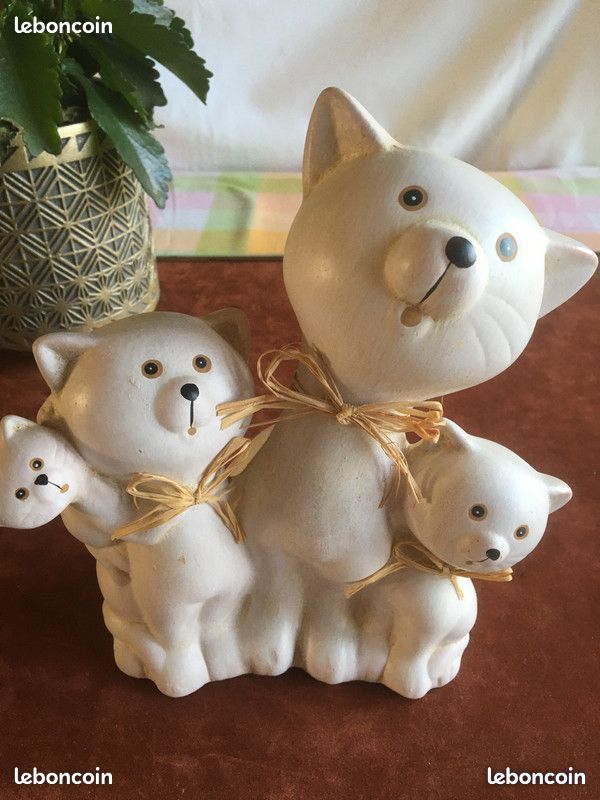 Statuette La petite famille ' Chat' (image 1)