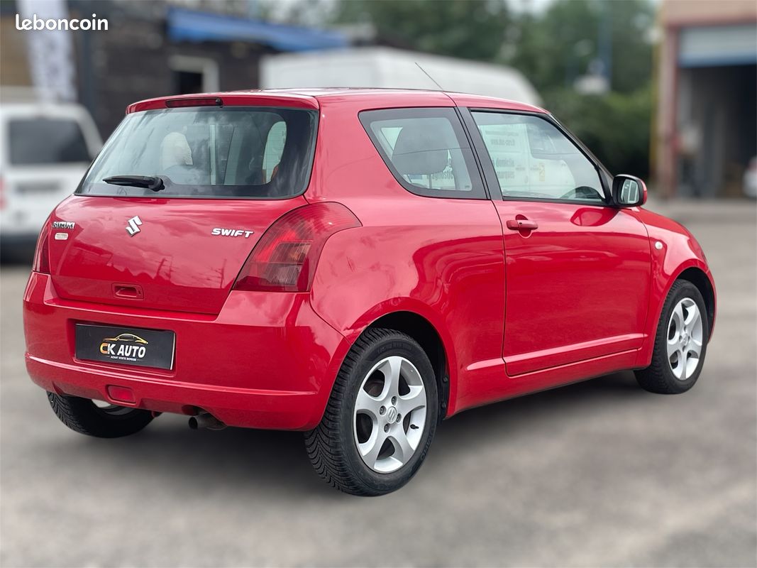 Suzuki swift 1.3 glx 92 ch 3p (image 2)