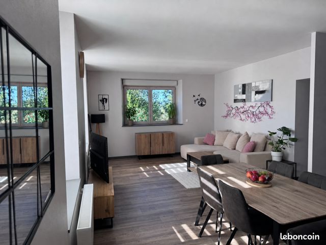 Appartement 3 pièces 83 m² · à Arc-sous-Montenot · 83 m² · 610 €/mois